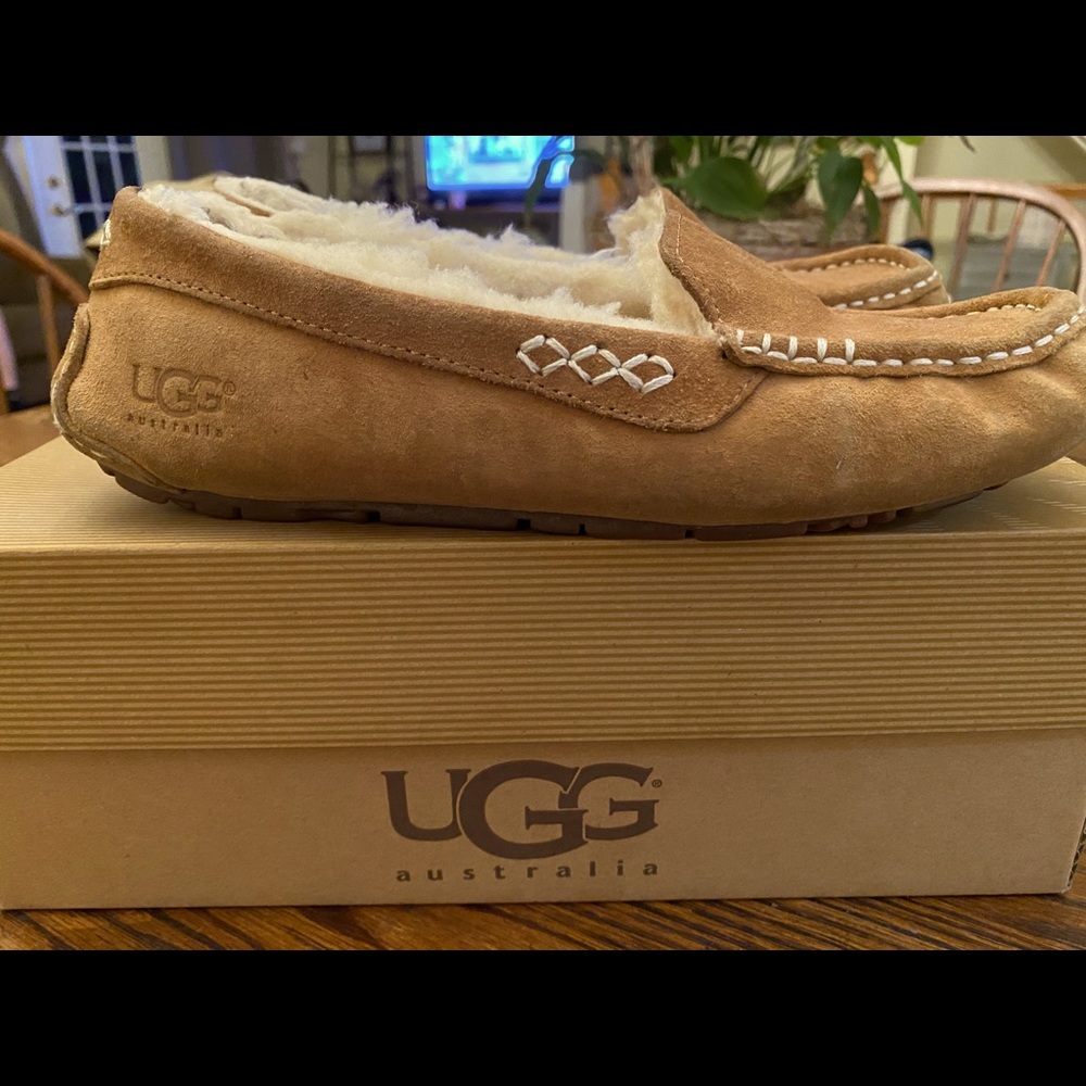 Ansley UGG Slippers